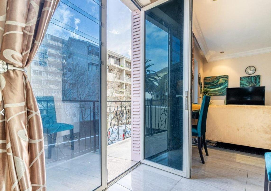 Luxury Apartment, Near V&A Waterfront And Cpt Stadium Kapstadt Exterior foto